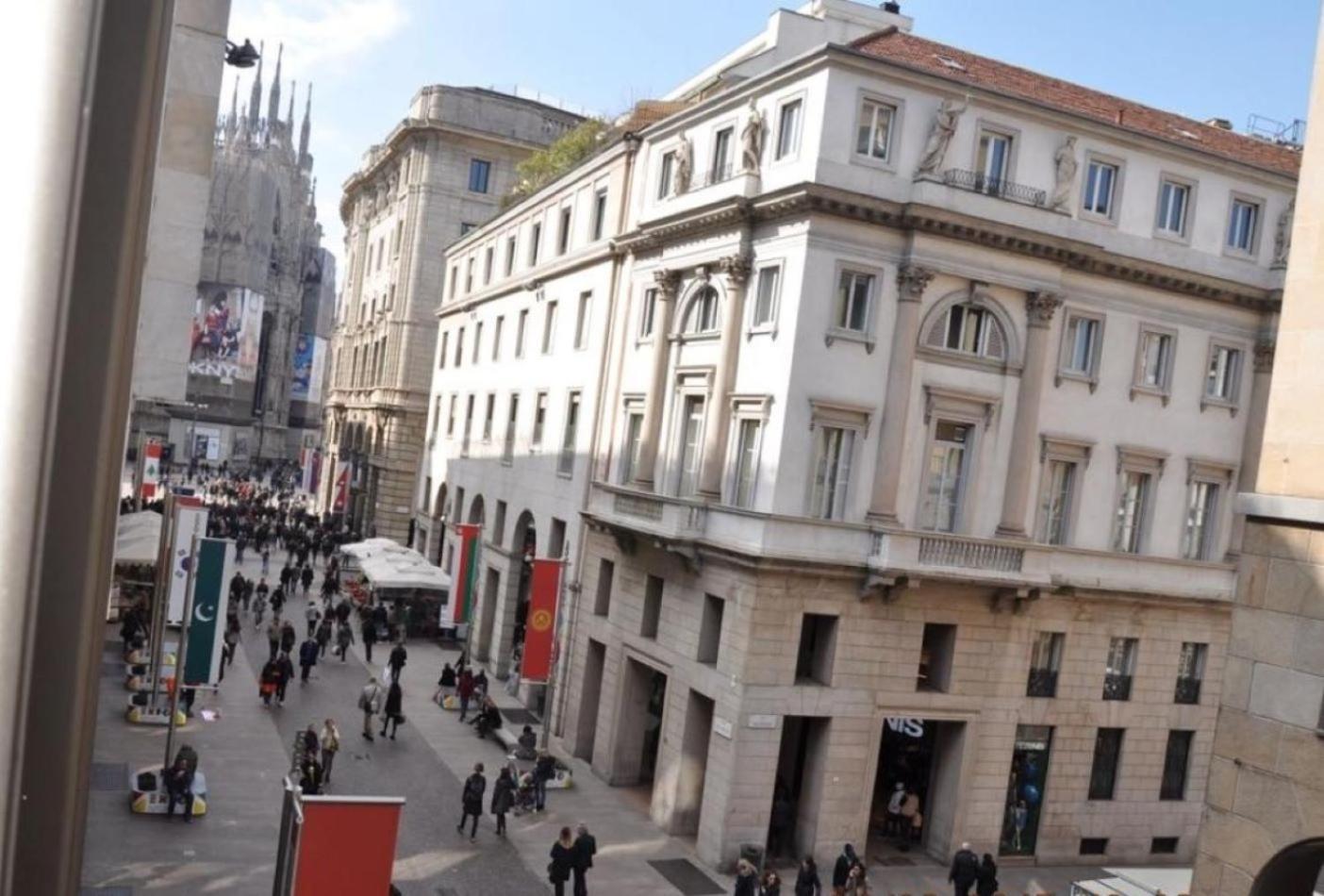 Duomo Intero Appartamento ميلان المظهر الخارجي الصورة